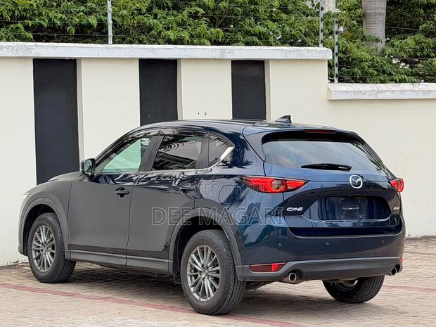 Mazda CX-5 2018 Blue