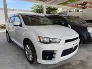 Mitsubishi Outlander 2011 White for sale