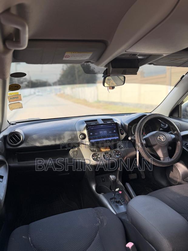 Toyota RAV4 2009 Silver