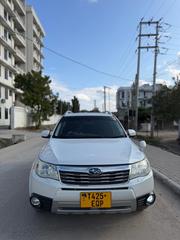 Subaru Forester 2010 White for sale