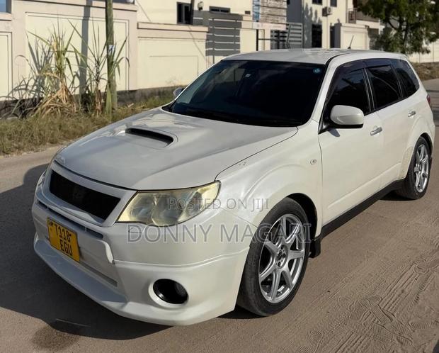 Subaru Forester 2.5X 2011 White