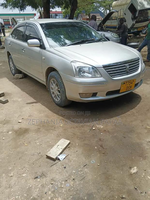 Toyota Premio 2004 Silver