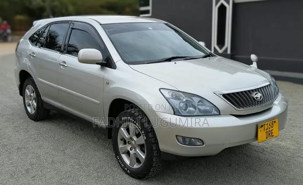 Toyota Harrier 2005 Silver