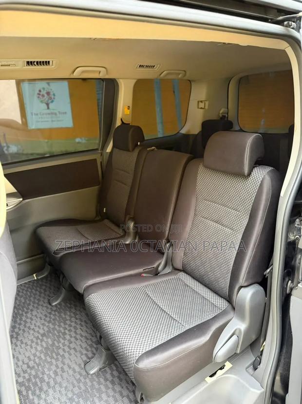 Toyota Noah 2009 Black