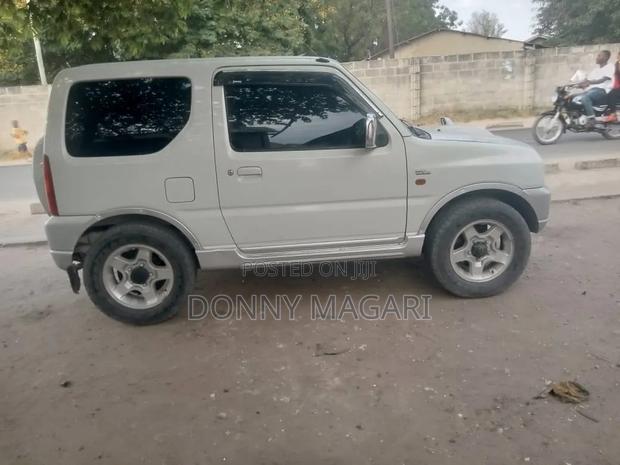Suzuki Jimny 2003 White