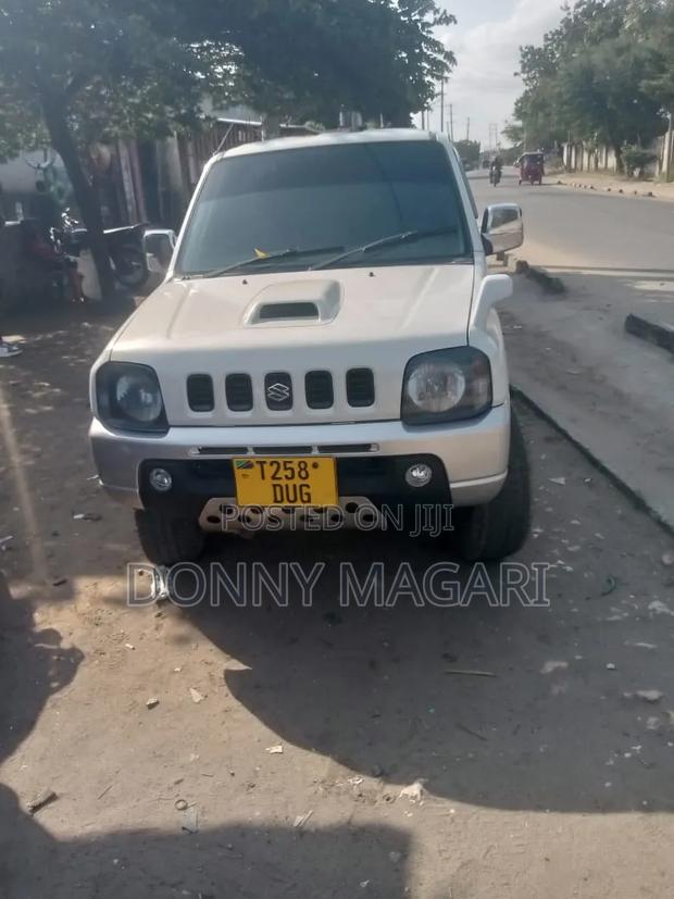 Suzuki Jimny 2003 White