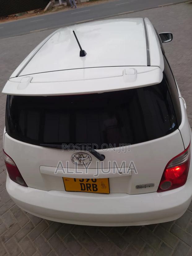 Toyota IST 2006 White