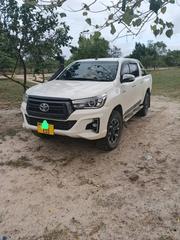 Toyota Hilux 2019 White for sale