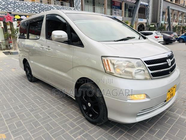 Toyota Alphard 2004 Silver
