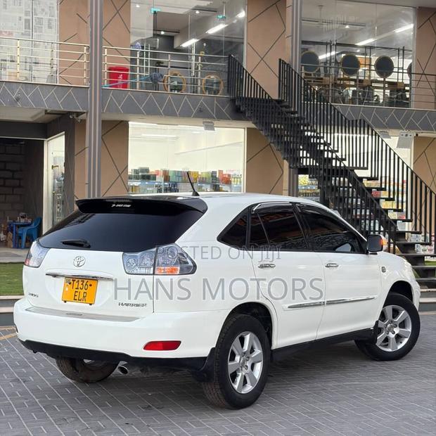Toyota Harrier 2008 White