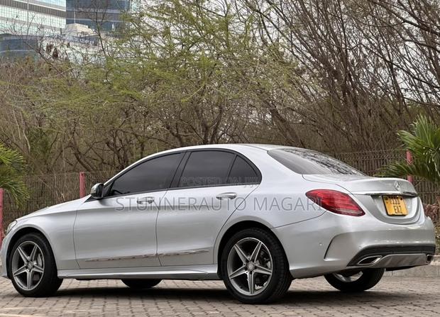 Mercedes-Benz C200 2015 Silver