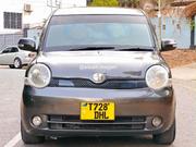 Toyota Sienta 2005 Gray for sale