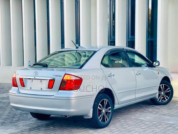 Toyota Premio 2004 Silver