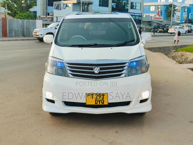 Toyota Alphard 2006 White