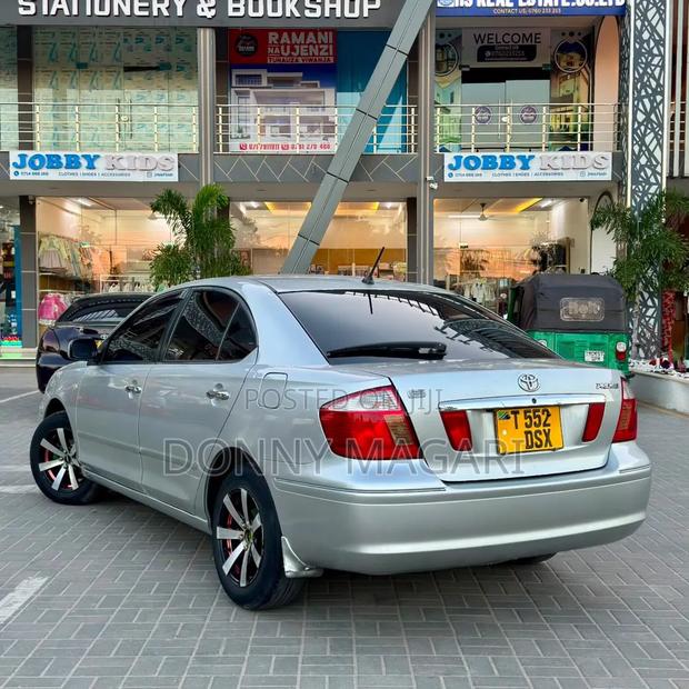 Toyota Premio 2004 Silver