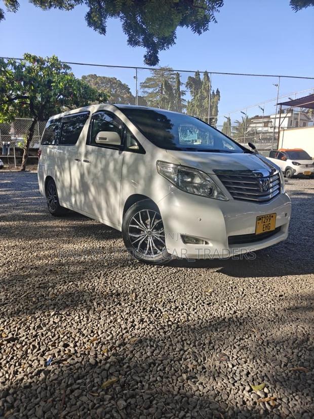 Toyota Alphard 2011 White