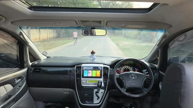 Toyota Alphard 2.4 Petrol AWD 2006 Black