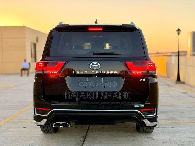 New Toyota Land Cruiser 2026 Black