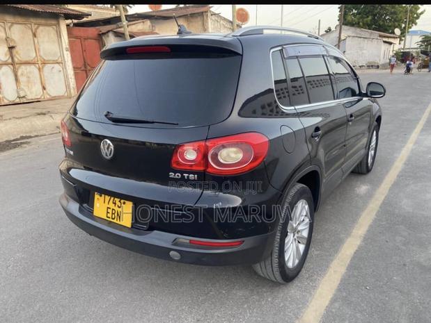 Volkswagen Tiguan 2.0 S 2009 Black