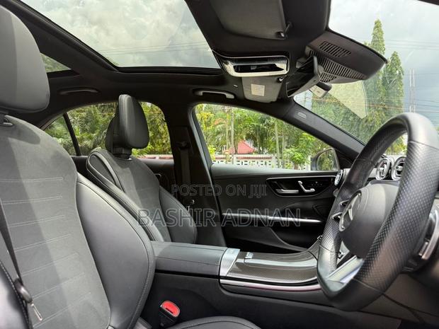 Mercedes-Benz C200 2023 Gray