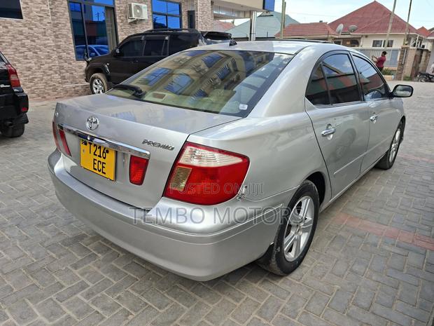 Toyota Premio 2003 Silver