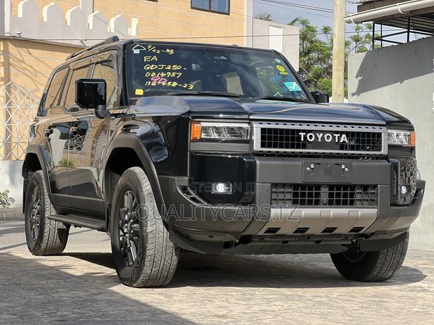 Toyota Land Cruiser Prado 2024 Black
