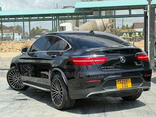 Mercedes-Benz GLC-Class 2016 Black