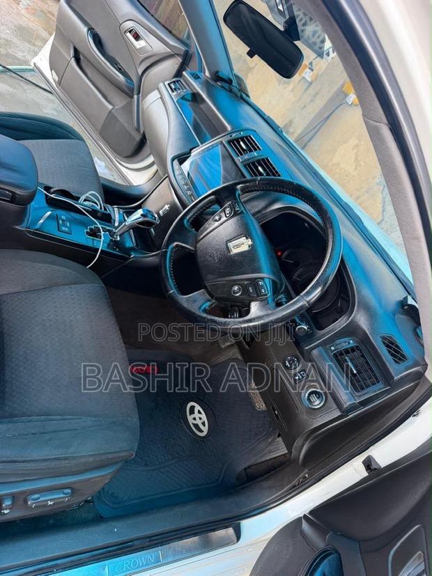 Toyota Crown 2009 Pearl