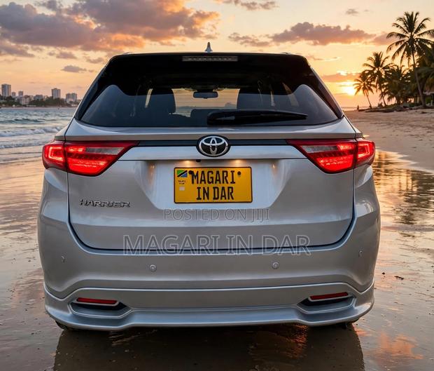 Toyota Harrier 2015 Silver