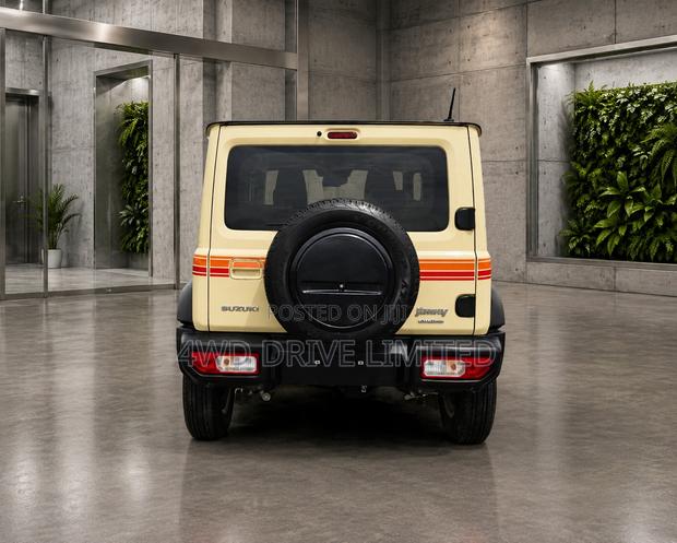 Suzuki Jimny 2024 Beige