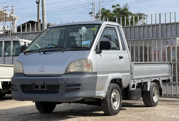 Toyota TownAce 2003 Silver