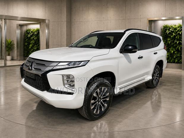 Mitsubishi Pajero Sport GLX 2021 Silver