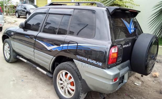 Toyota RAV4 2004 Black