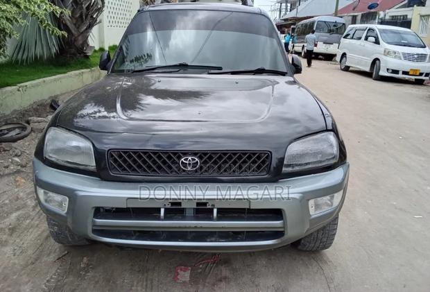 Toyota RAV4 2004 Black