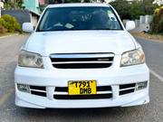 Toyota Kluger 2006 Pearl for sale