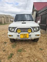 Mitsubishi Pajero 1996 White for sale