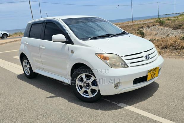 Toyota IST 2006 Pearl