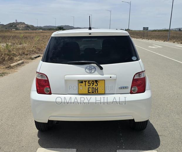 Toyota IST 2006 Pearl