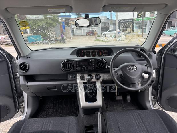 Toyota Rumion 1.5 FWD 2023 Silver