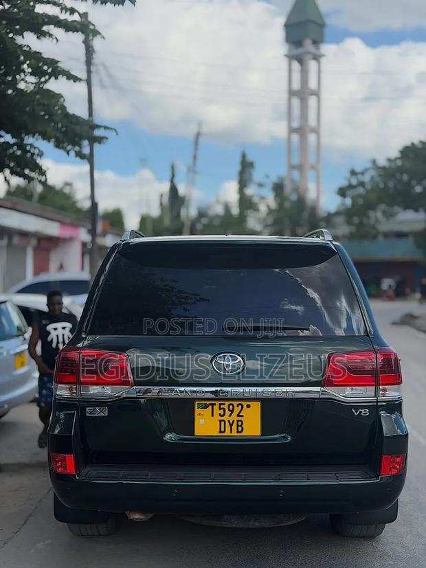 Toyota Land Cruiser 2018 Black
