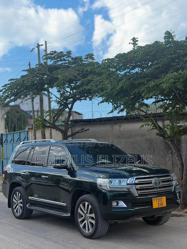 Toyota Land Cruiser 2018 Black