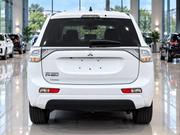 Mitsubishi Outlander 2015 White for sale