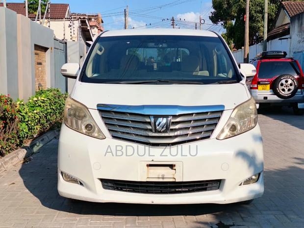 Toyota Alphard 2008 White