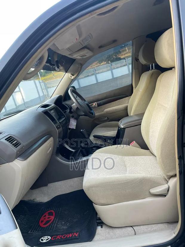 Toyota Land Cruiser Prado 2006 Black