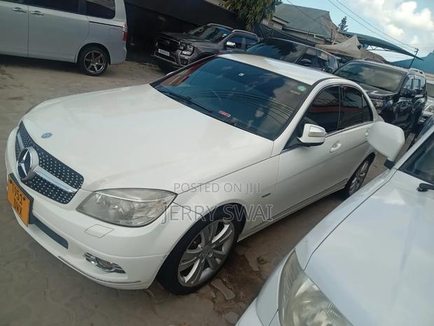 Mercedes-Benz C200 2007 White