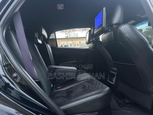 Toyota Harrier 2.0 2016 Black