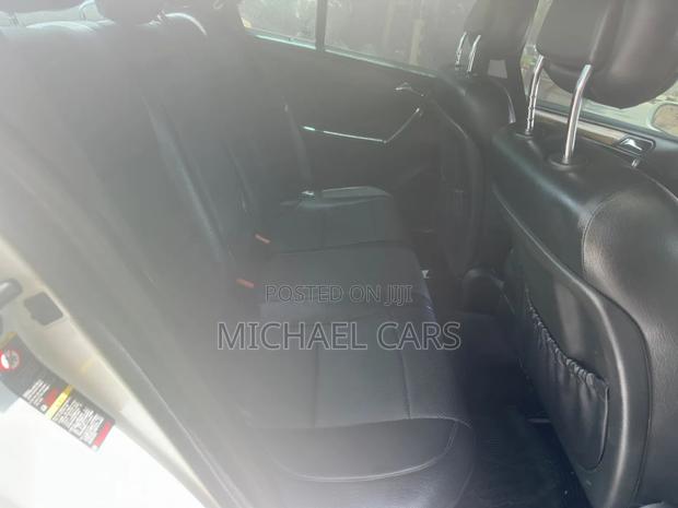 Mercedes-Benz C200 2006 White