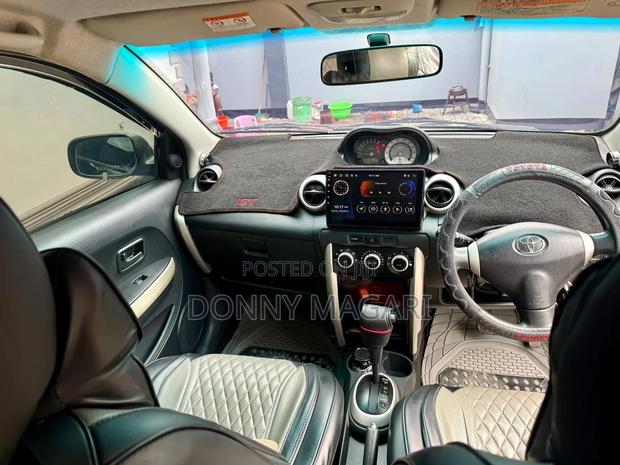 Toyota IST 2005 Black
