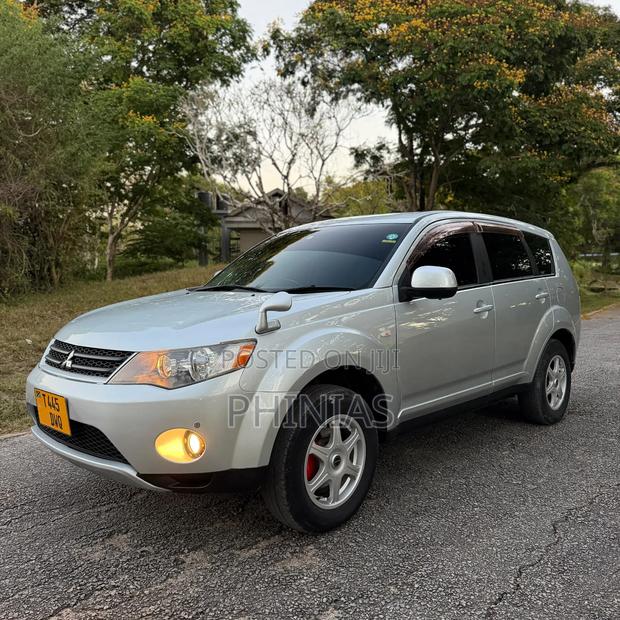 Mitsubishi Outlander 2008 Silver