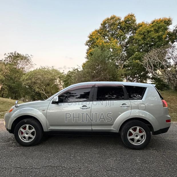 Mitsubishi Outlander 2008 Silver